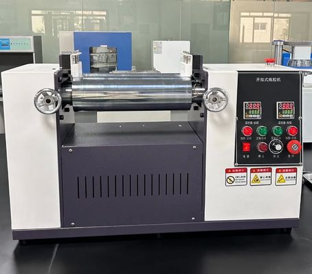 लंबे सेवा जीवन रबर मिक्सिंग मशीन, मिरर पॉलिश क्रोम रोलर्स और टक्कर आपातकालीन स्टॉप के साथ